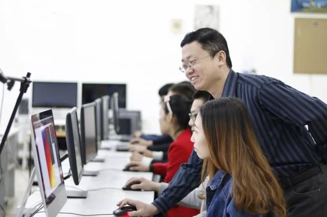 ����ý�w���ü��g�Wʲô��ǰ����Σ�����ý�w���g�đ����I����Щ